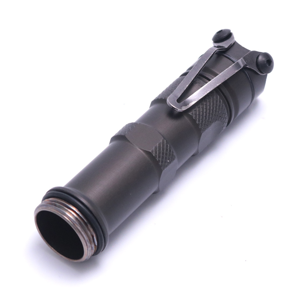 vitalgear 2セルボディsurefire E2ヘッド ライト/ランタン 木更津